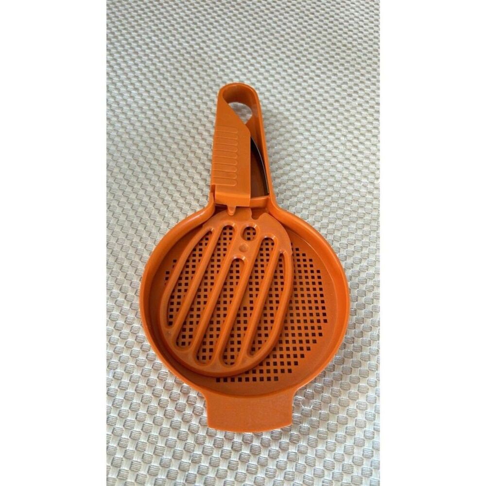 Tupperware Orange Sifter  Flour  #1689